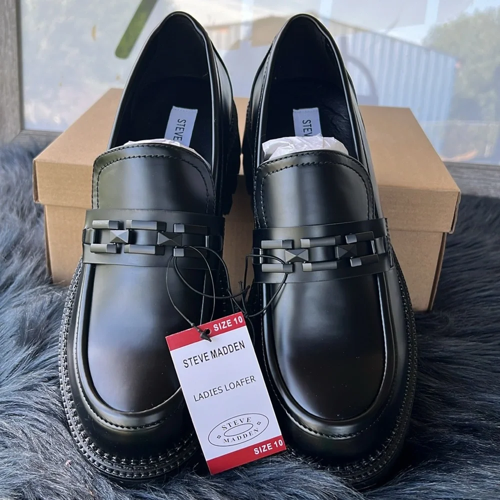 Steve Madden Ladies Loafers - Picture 3 of 10